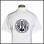 Фото вышивки на футболке логотипа Кальянная Академия