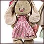 Фото вышивки на плюшевых зайцах