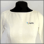 Вышивка логотипа Avito на блузке