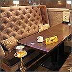 Интерьер кафе Lux с мебелью от Тон-Дизайн и нашей вышивкой