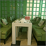 Интерьер ресторана Макото с мебелью от Тон-Дизайн и нашей вышивкой